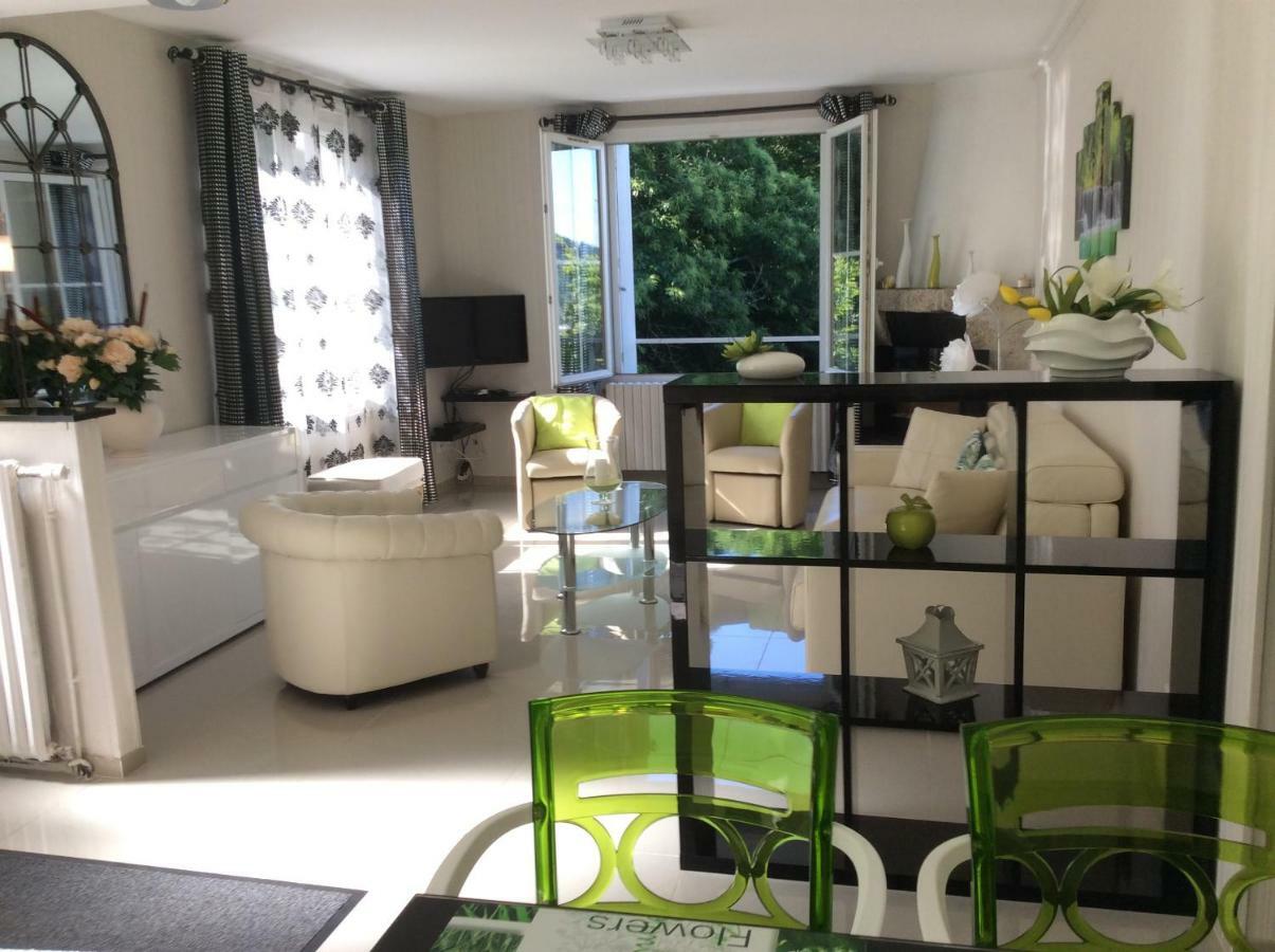 Villa Maison Blanche Tulle 1 A 4 Personnes Exterior photo